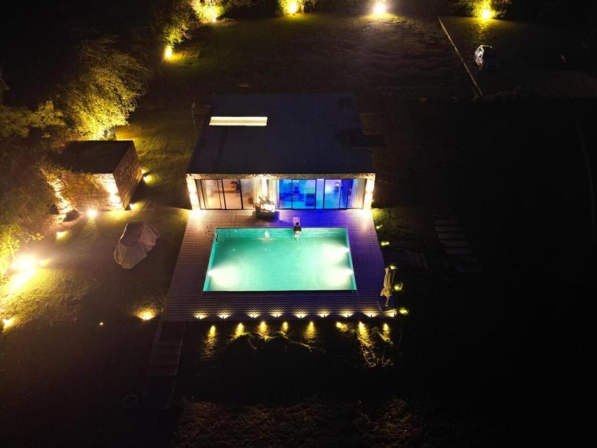 Kesar Farm House On The Lake Udaipur Buitenkant foto